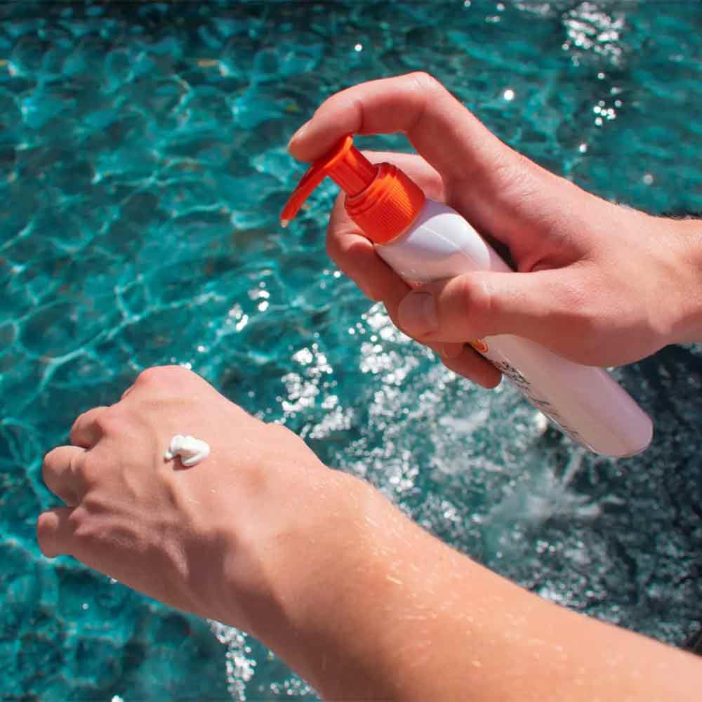 Calypso Press & Protect Sun Lotion SPF15 200ml