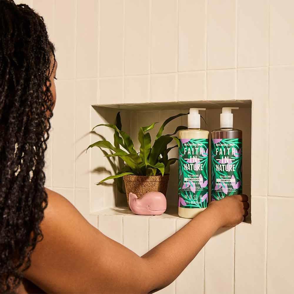 Faith in Nature Lavender & Geranium Shampoo 1 Litre