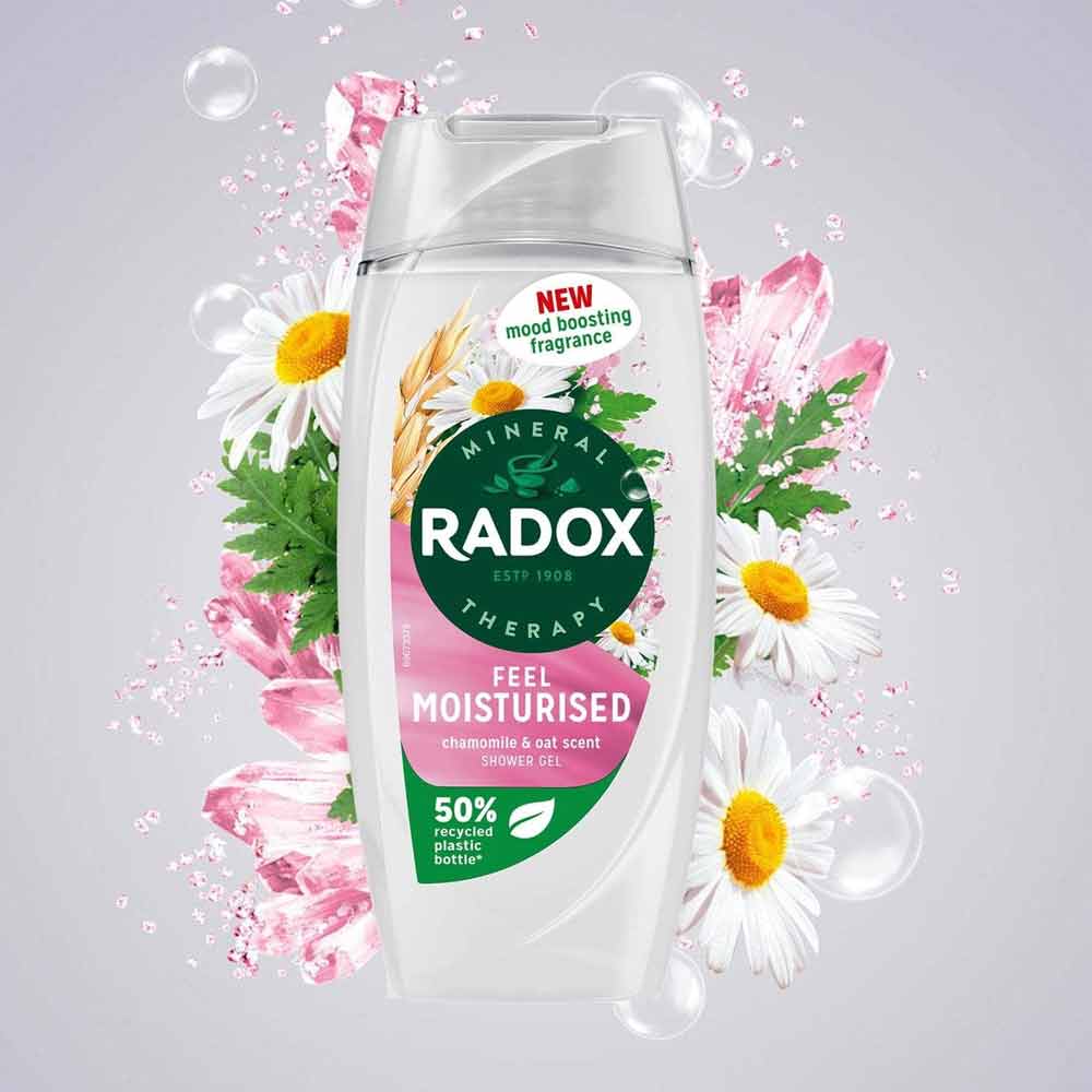 Radox Shower Feel Moisturised Chamomile & Oat Scent Shower Gel 225ml