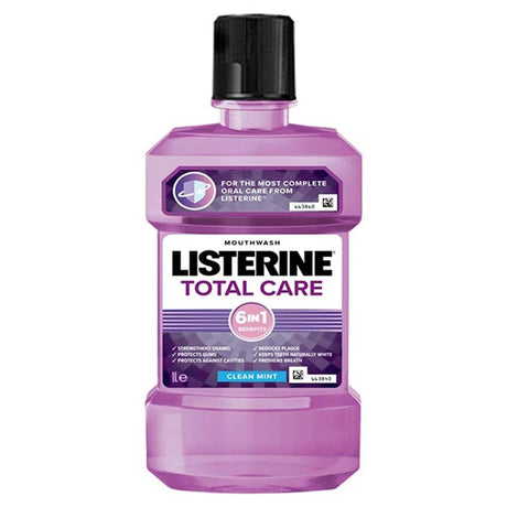 Listerine Total Care Mouthwash 1 Litre – freshens breath and supports oral hygiene