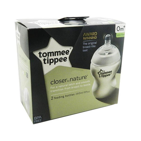 Tommee Tippee Closer To Nature Feeding Bottles 260ml 0m+ Twin Pack – a natural-feel feeding bottle for newborns and babies