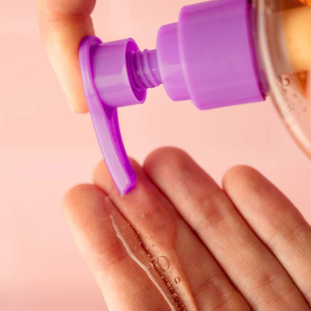 B.Tan Glow Your Own Way Hydrated AF - Face + Body Self Tan Gel 177ml