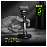 Gillette Labs Exfoliating Razor With Magnetic Docking Stand