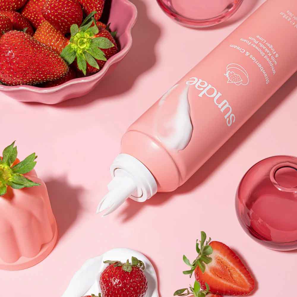 Sundae Whipped Shower Foam Strawberries and Cream 265ml